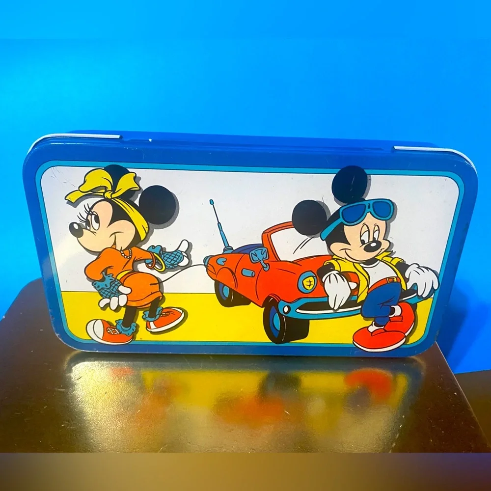 WALT DISNEY VINTAGE MICKEY & MINNIE TIN PENCIL BOX TIN BOX Co